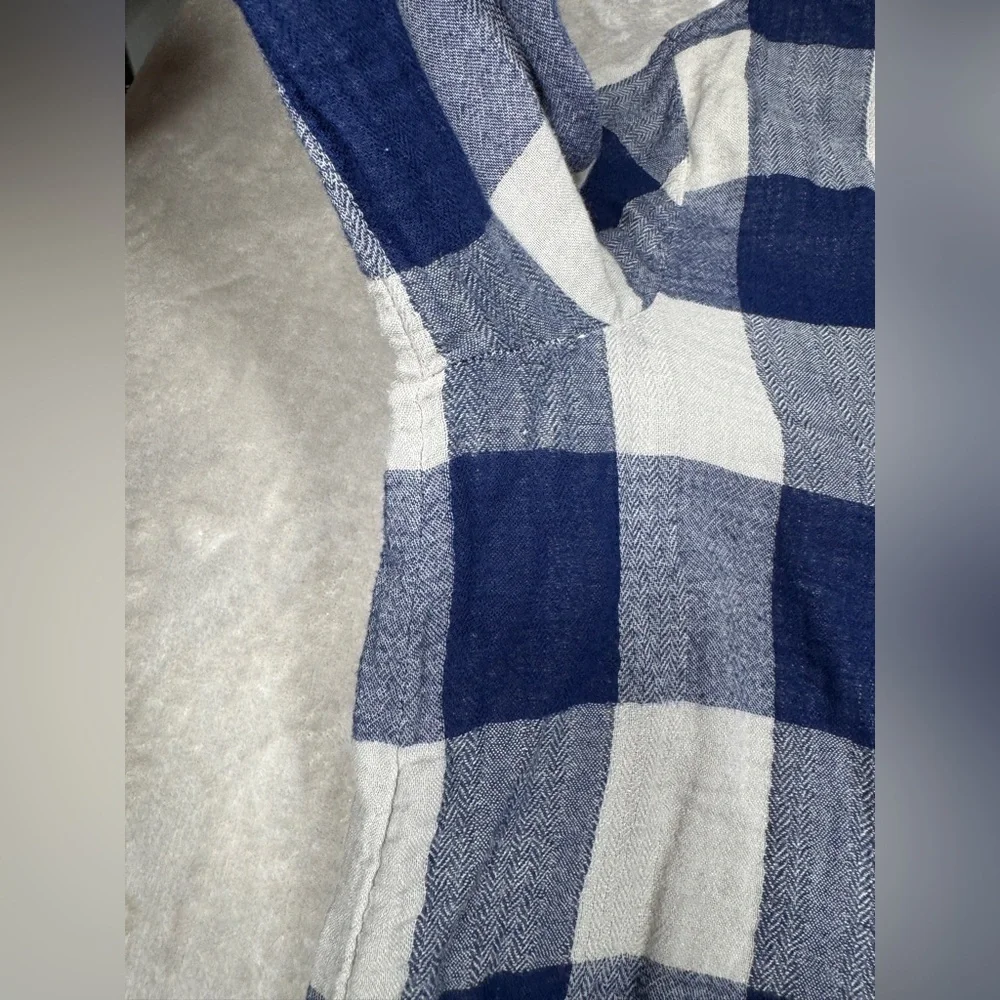 Anthropologie Cloth & Stone Gingham Plaid Gauzy Navy Blue Grey Blouse Medium